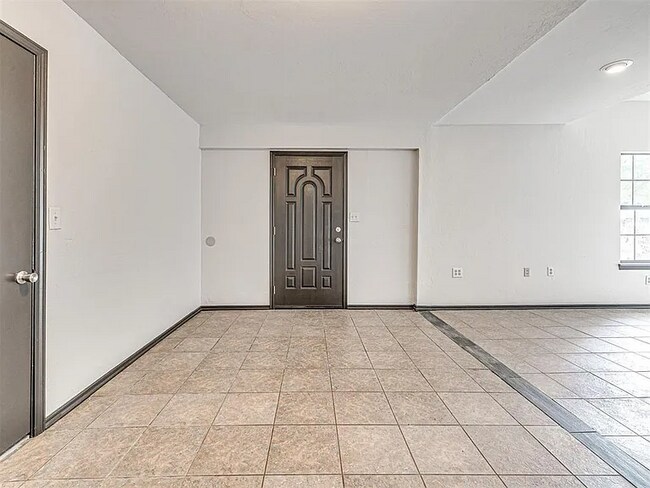 Foto del edificio - 535 N Patchin Ave