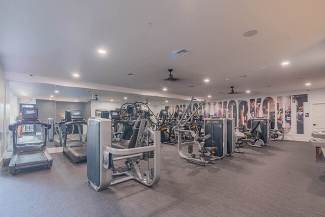 Foto del edificio - 7900 E Princess Dr