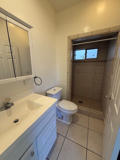 Building Photo - 426 Pajaro St