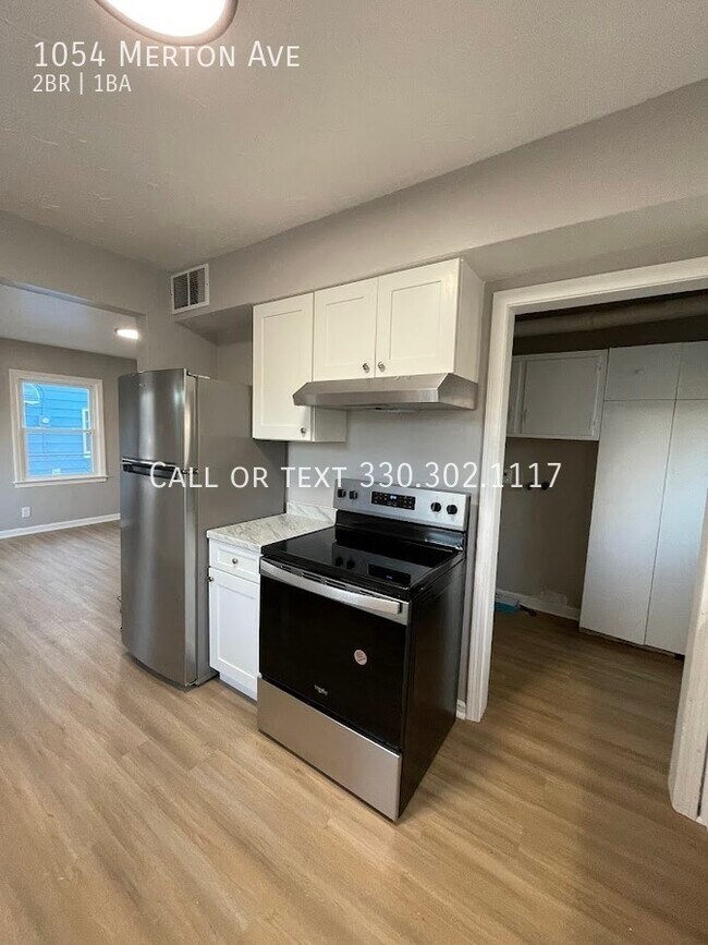 Foto del edificio - Two bedroom one bathroom single story home...