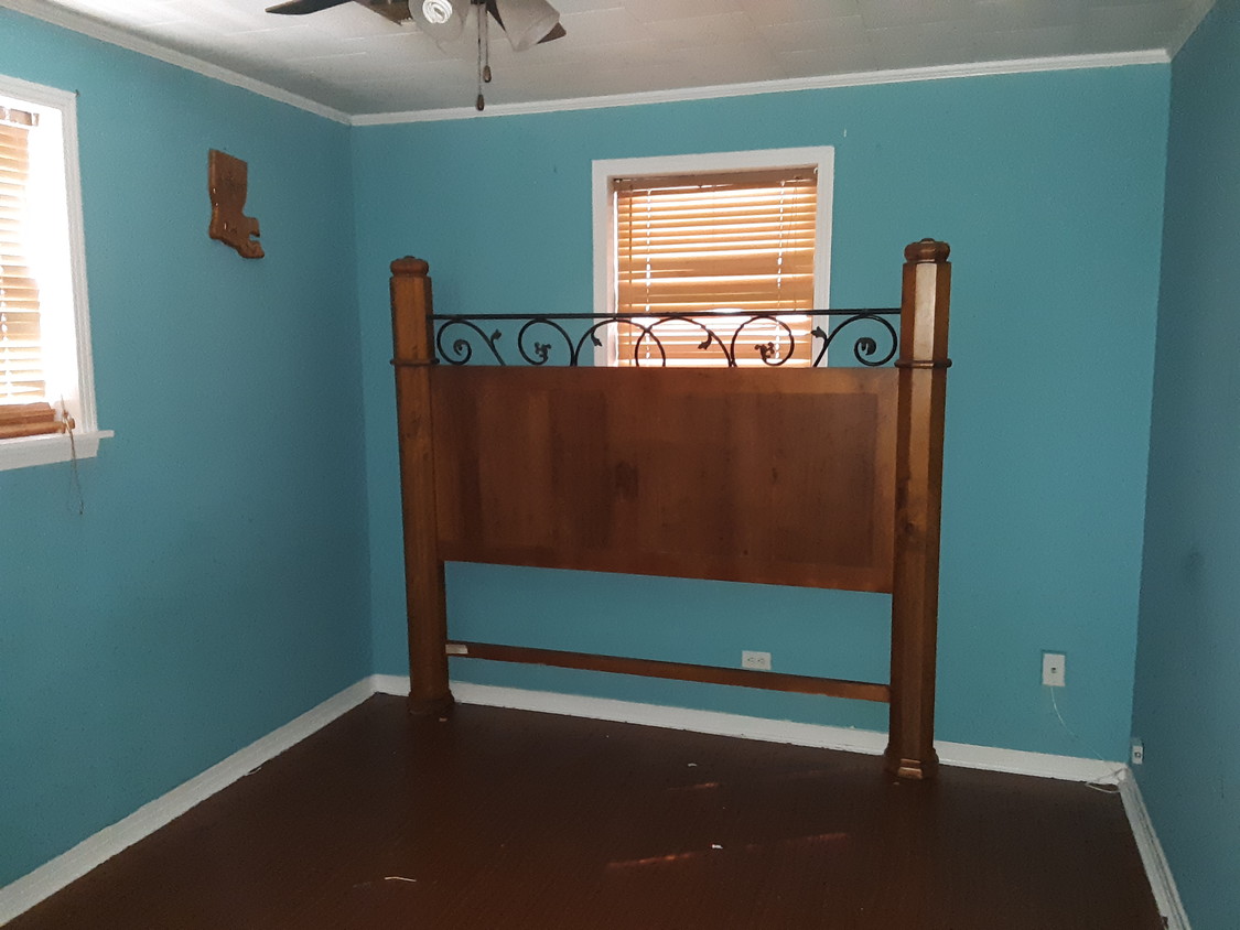 Foto principal - 902 Arms St