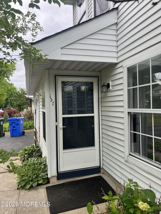 Building Photo - 157 Malibu Dr