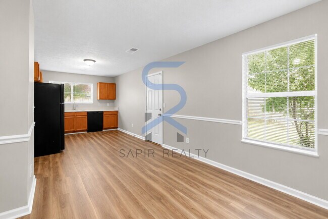 Building Photo - Smart, All-Electric Living – Spacious 3BR Home in Riverdale