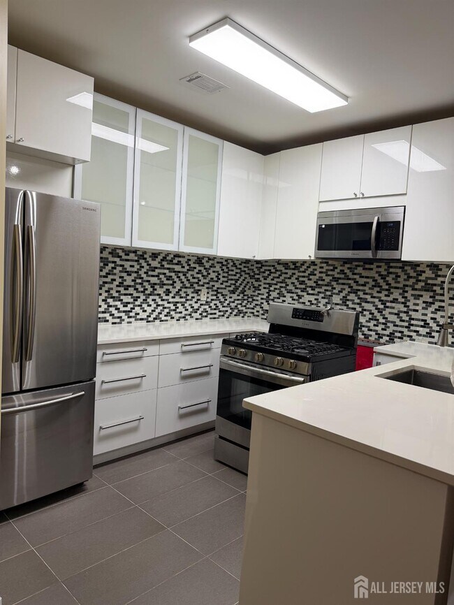 Foto del edificio - 5061 Beech Ct