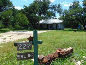 Building Photo - 222 Bluff St