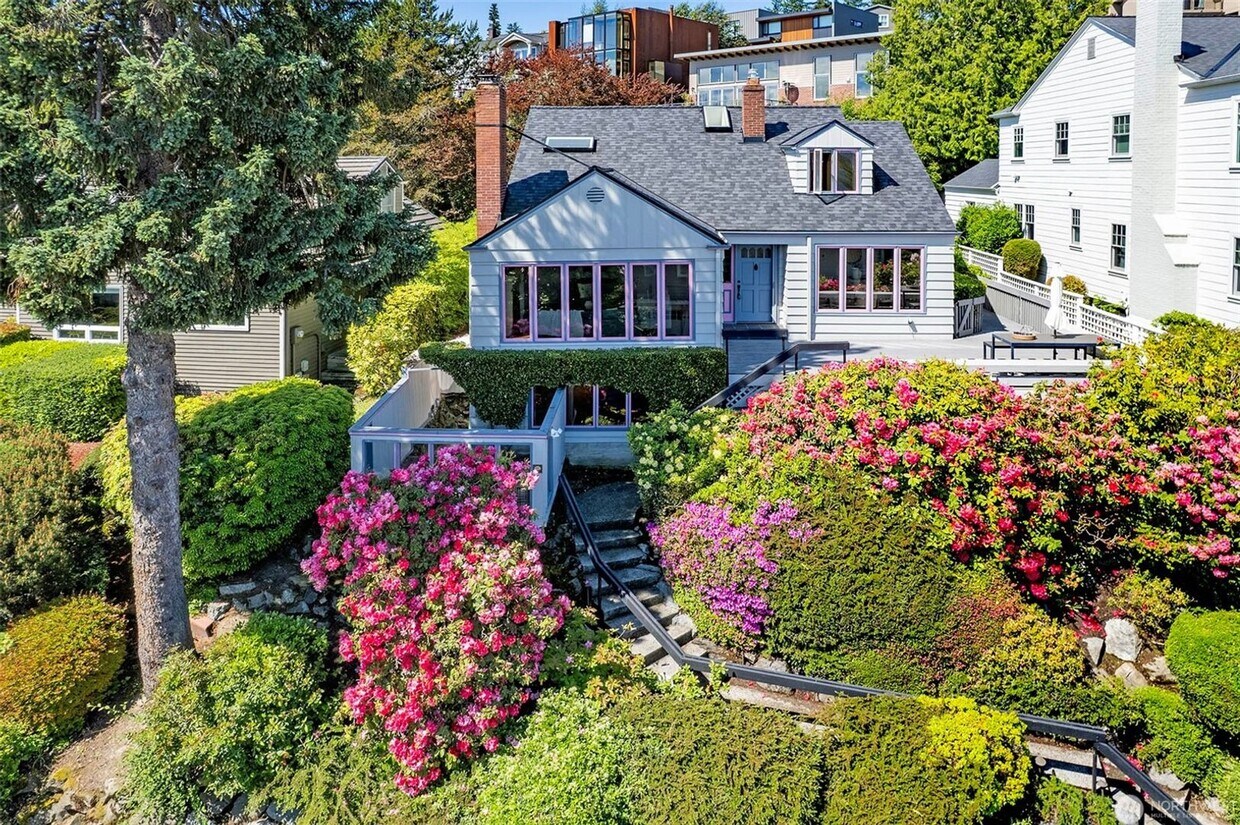 Foto principal - 4bd/3ba Seattle Home