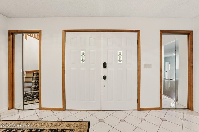 Building Photo - 601 Duchess Ct