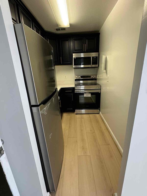 Photo - 3101 S Manchester St Apartment