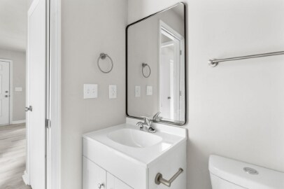 Foto del edificio - 1217 Pineview St
