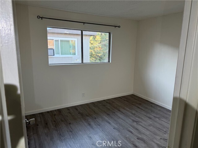 Building Photo - 1600 Picadilly Way