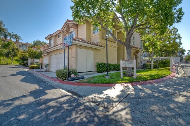 Building Photo - 12340 Creekview Dr