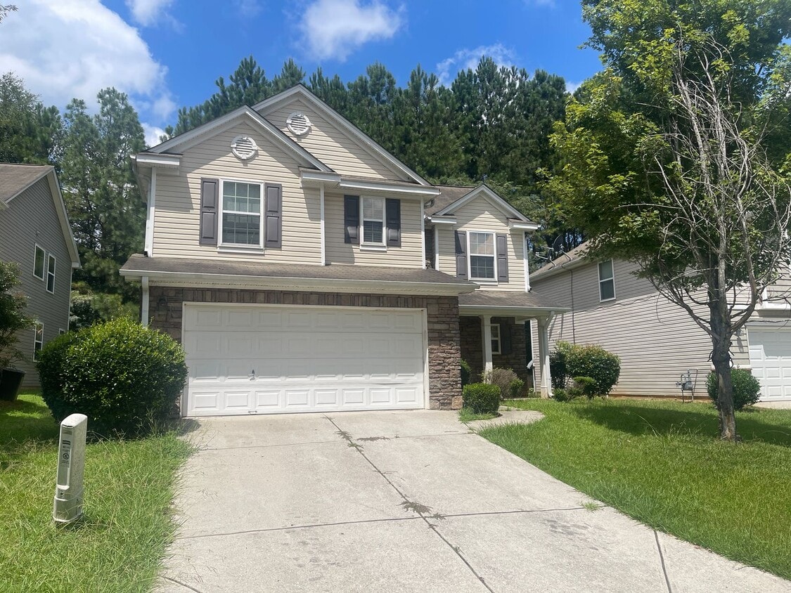 Primary Photo - Home in Sable Glen for Rent - South Fulton
