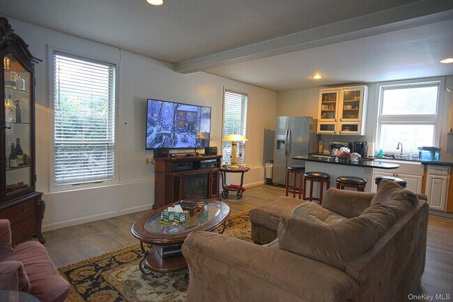 Foto del edificio - 336 Diddell Rd