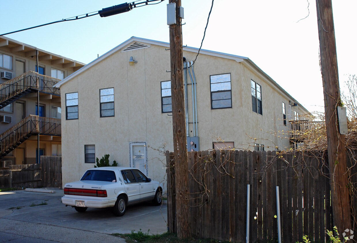 Building Photo - 1626 Avenue Y