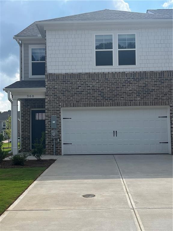 Primary Photo - 360 Navigator Ln