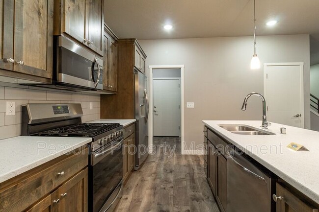 Foto del edificio - 3529 NE 61st Way