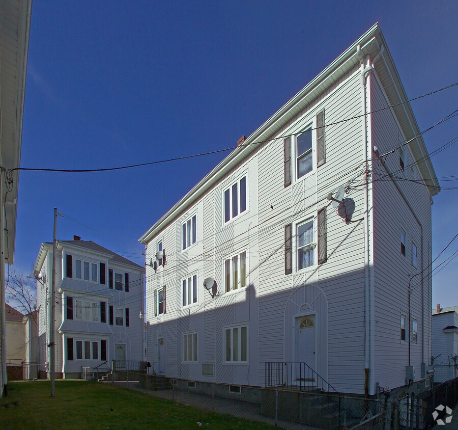 Building Photo - 197-199 Fountain St
