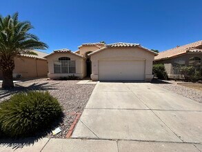 Building Photo - 1453 E Sierra Madre Ave