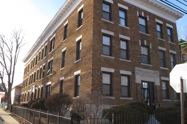 Building Photo - 47-49 Orange St