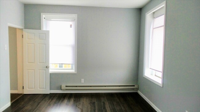 Building Photo - 1640 Wolf St