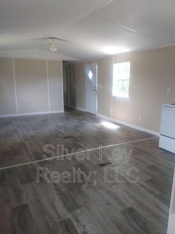 Building Photo - 139 Sky Dome Rd