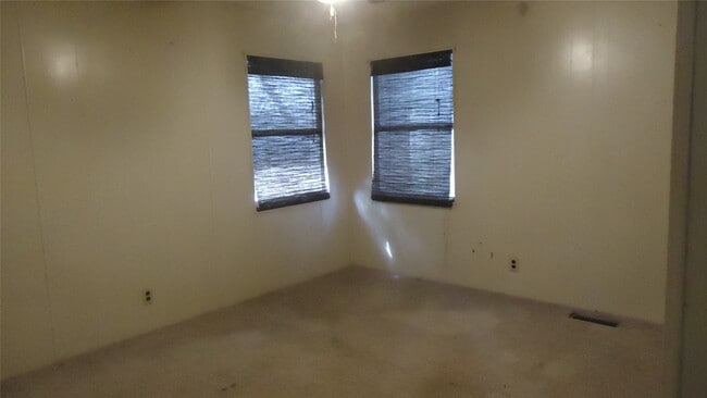 Foto del edificio - 106 Gossett St