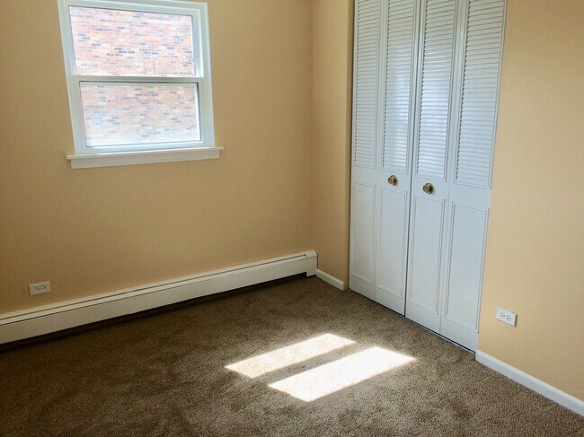 Foto del edificio - 7502 Country Ln