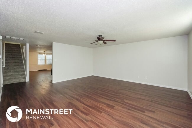 Foto del edificio - 1916 Lariat Dr