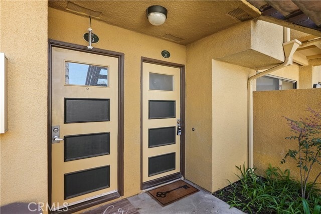 Building Photo - 25712 Le Parc
