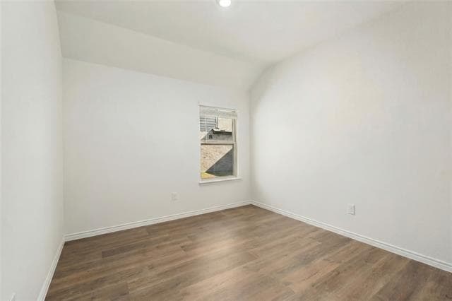 Foto del edificio - 222 Blue Hl Ln