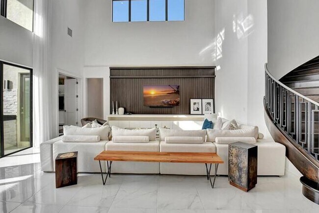 Foto del edificio - 9766 Vitrail Ln