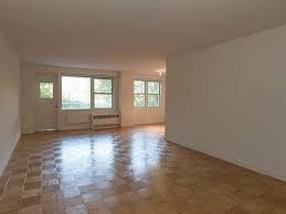 Foto del edificio - 600 W 246th St