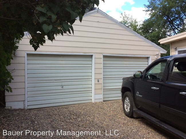 Building Photo - 3 br, 2 bath House - 75 8th Avenue E
