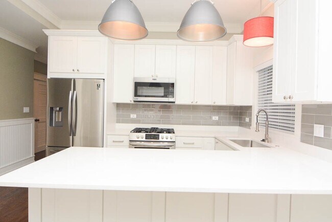 Foto del edificio - 3442 N Hoyne Ave