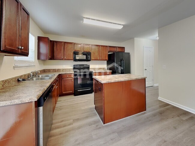 Building Photo - 133 Mount Olivet Dr