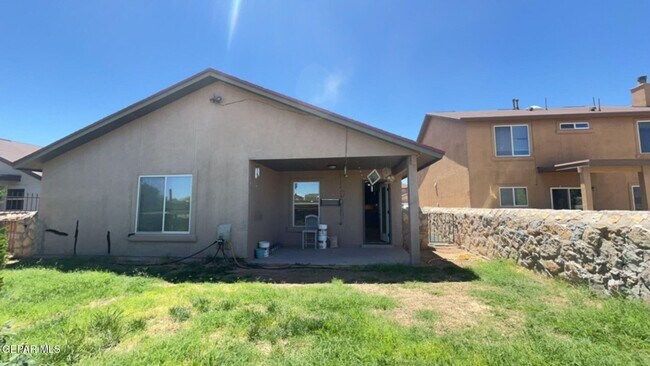 Foto del edificio - 12052 Copper Head Ln