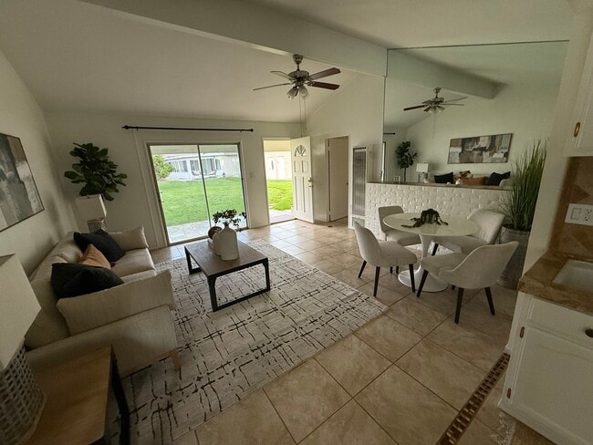 Foto del edificio - 1 Saddlehorn Ln