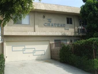 8 Unit Apartment - 1948 Carmen Ave