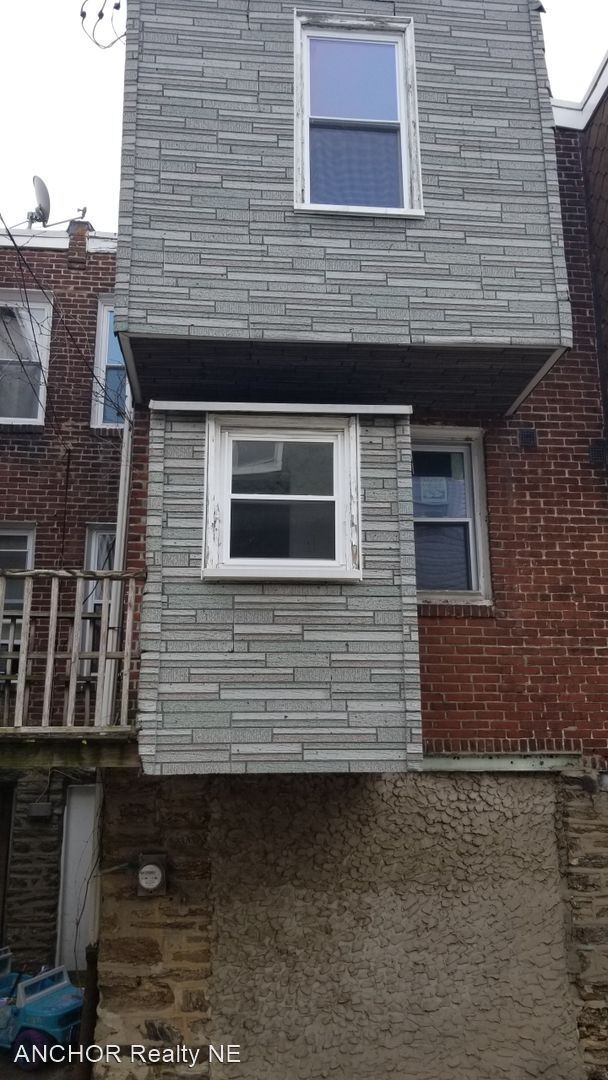 Foto del edificio - 3 br, 1 bath House - 1239 E Stafford St.