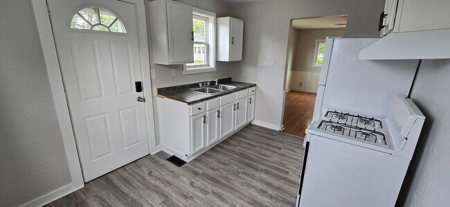 Foto del edificio - 1204-1208-1208 W 22nd St