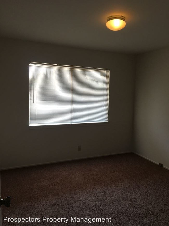 Building Photo - 3371 Almaden Rd