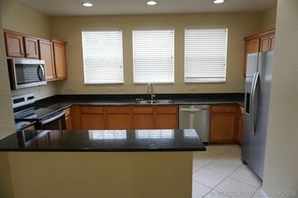Building Photo - 810 Marina Del Ray Ln