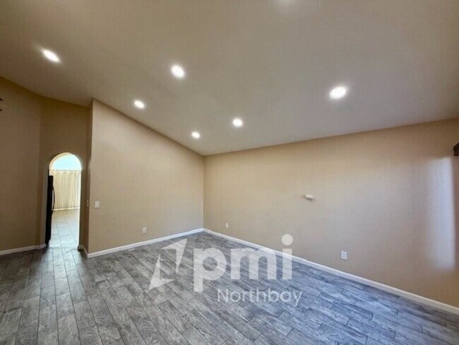 Foto del edificio - 2388 E Atlantic Ave