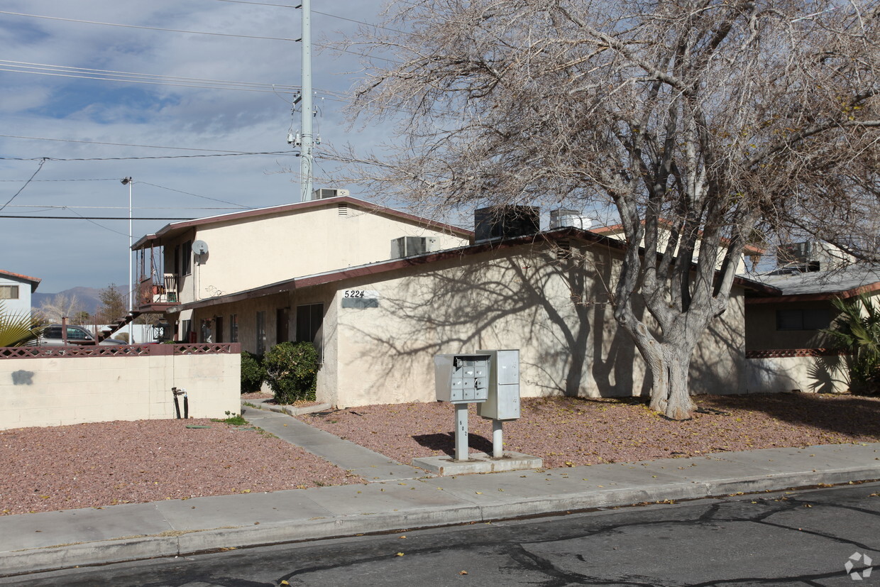 Primary Photo - Suburban Heights Apartments