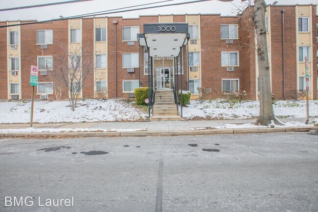 Building Photo - Studio, 1 bath House - 3000 7th St NE [PM ...