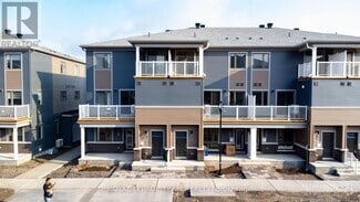 Building Photo - 712 Parnian Private