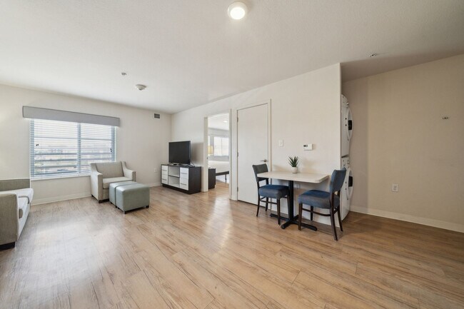 Foto del edificio - 5423 N Loop 1604 W