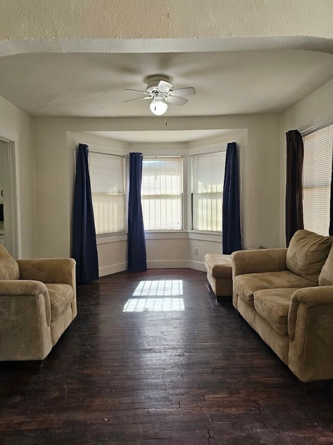 Foto del edificio - Near Downtown Phoenix 2bedroom 2 baths