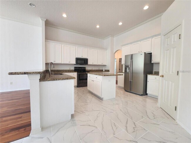 Building Photo - 9211 Everwood Ct