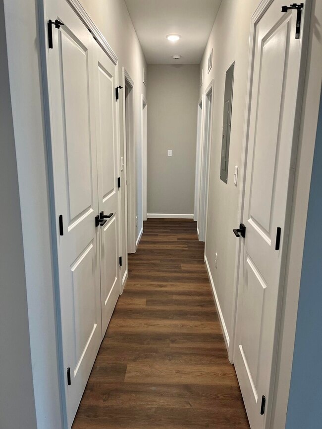 Building Photo - 103 Juniper Path